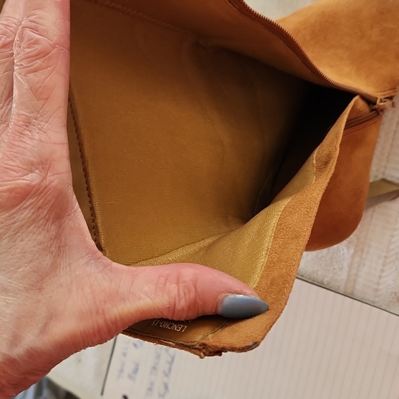 Size 7.5 brown tassel calf boots with side zipper - Picture 8 of 9